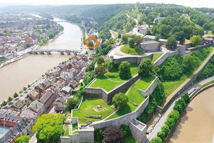 나무르 Studio Vue Sur Meuse 아파트 외부 사진